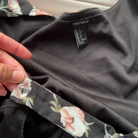 Forever 21 Floral Print Wrap Maxi Dress - Picture 7 of 8